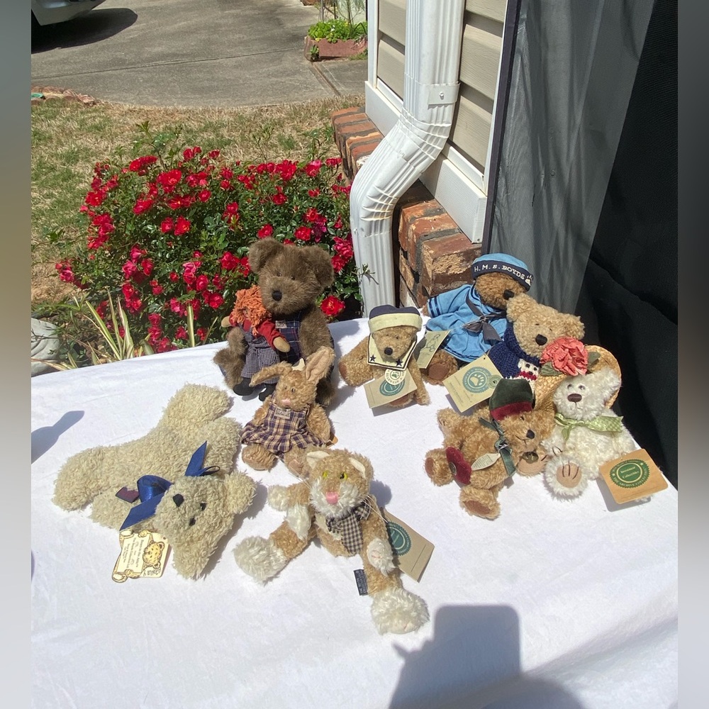 Boyd’s Bears w/tags